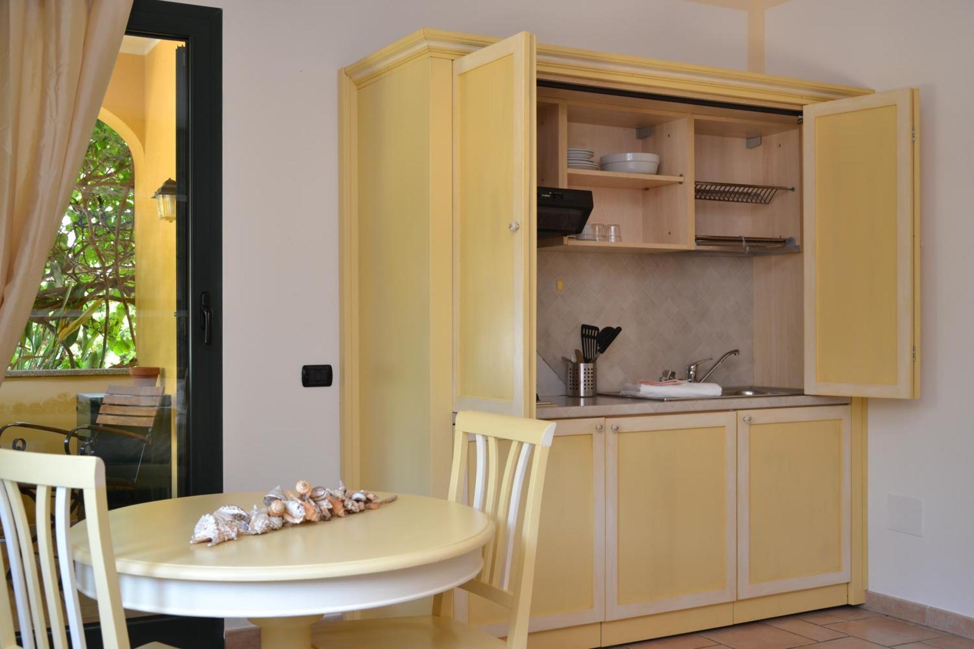 Hotel Villa Del Parco La Maddalena  Ruang foto
