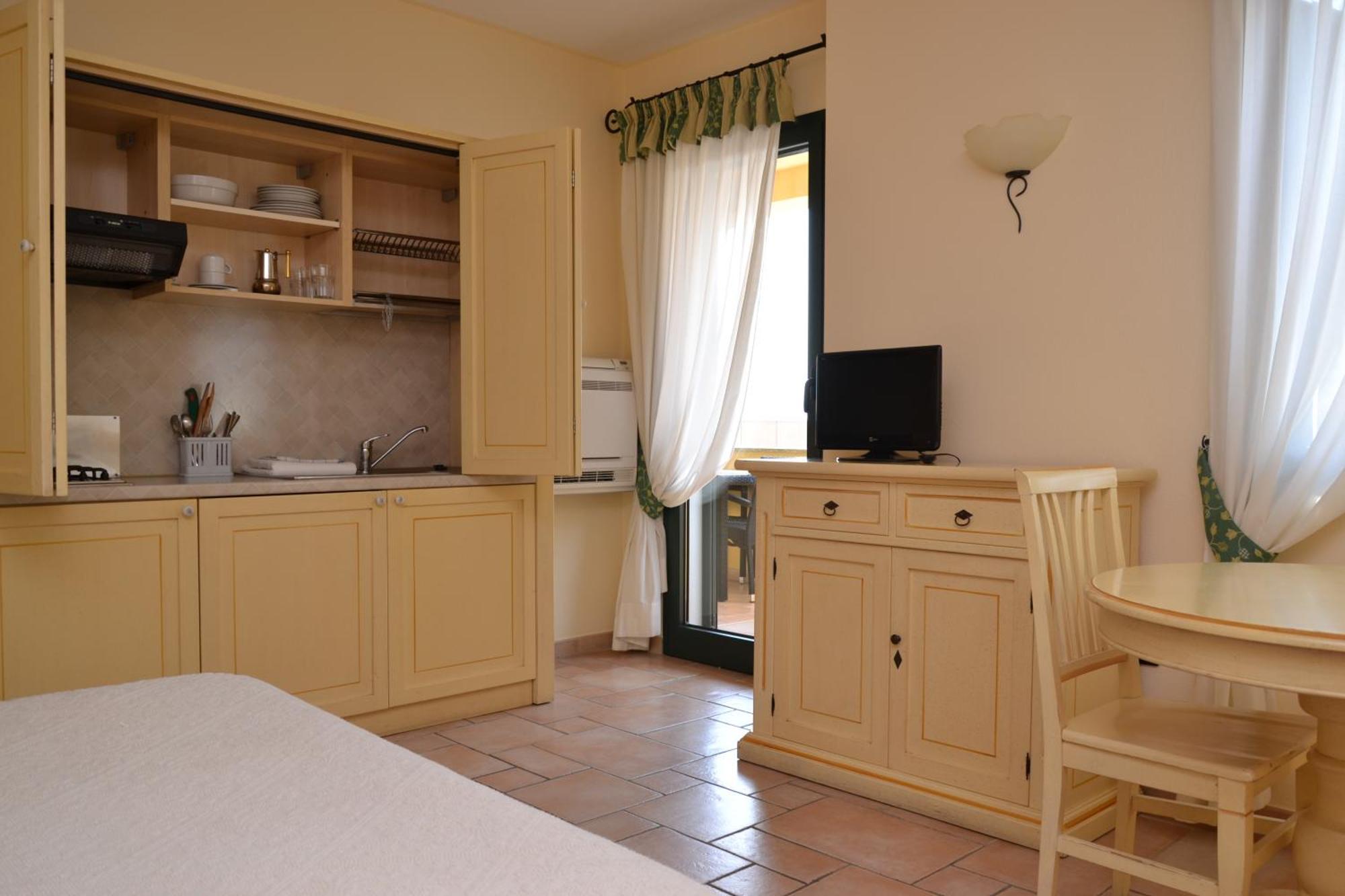 Hotel Villa Del Parco La Maddalena  Ruang foto
